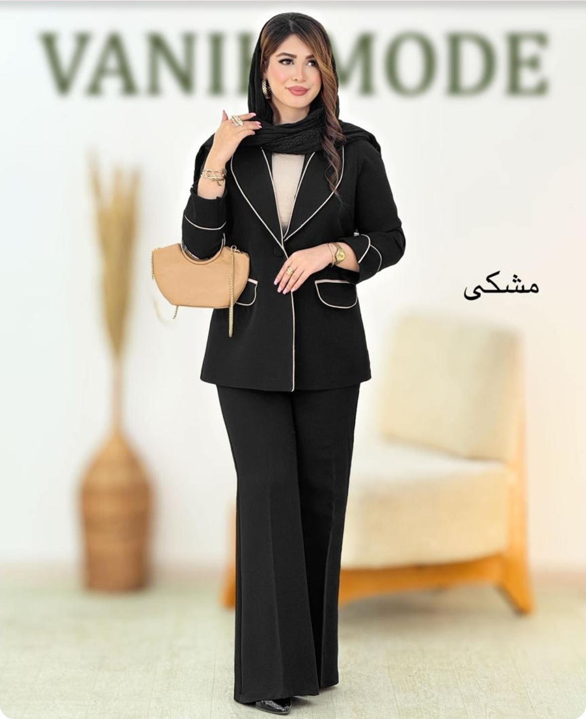 کت شلوار مغزی دوزی وانیک - Image 3